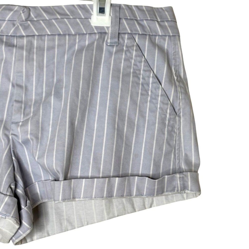 Tinsel Gray White Pinstripe Shorts Size 29 Mid Rise Coastal Preppy Tailored - Picture 4 of 9